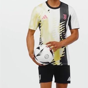 Adidas [M] Juventus 2024/25 Pre-Match Jersey JE4307
